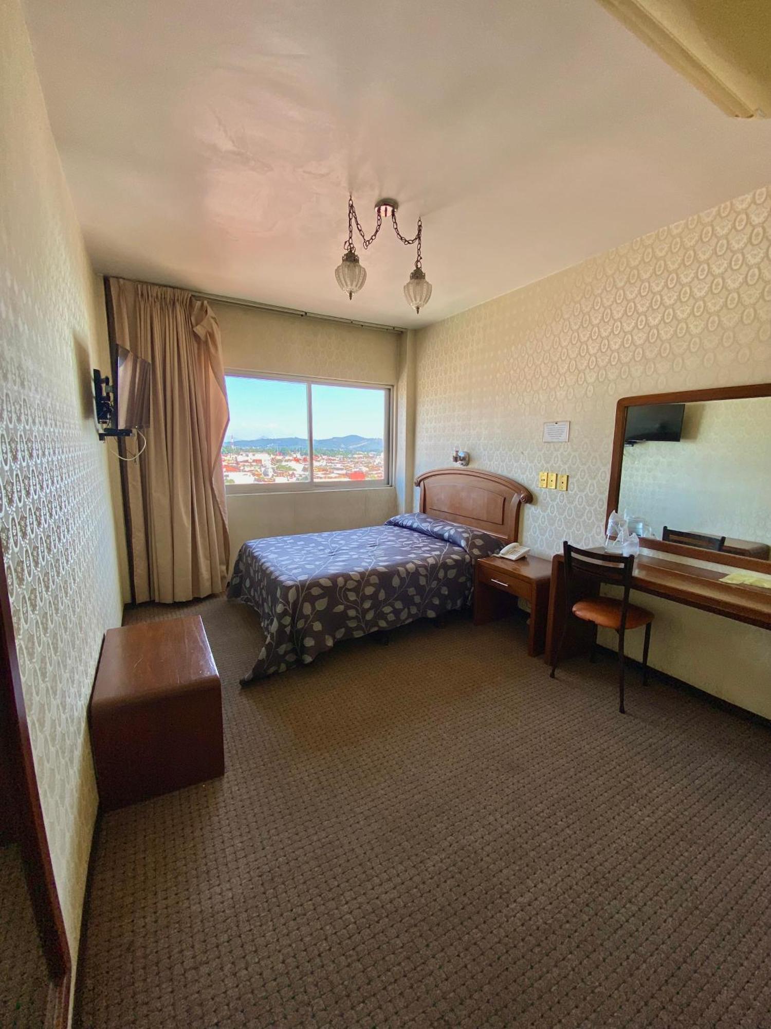 Nuevo Hotel Alameda De Uruapan Uruapan  Ngoại thất bức ảnh